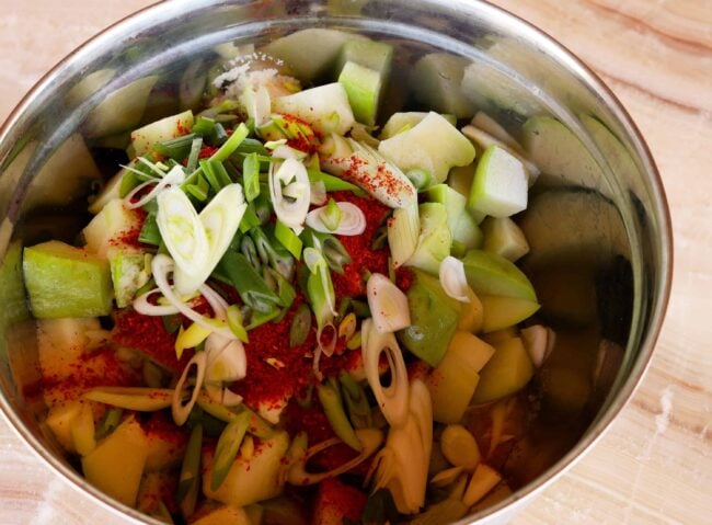 Chayote kimchi (차요테김치)