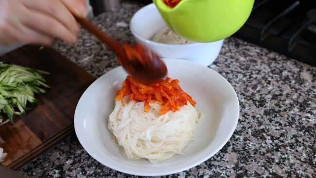 kimchimari guksu-kimchi