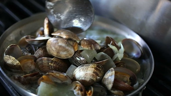 cook clams evenly