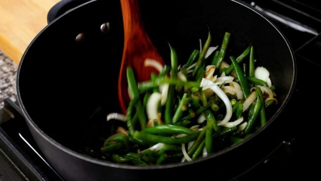 garlic green beans