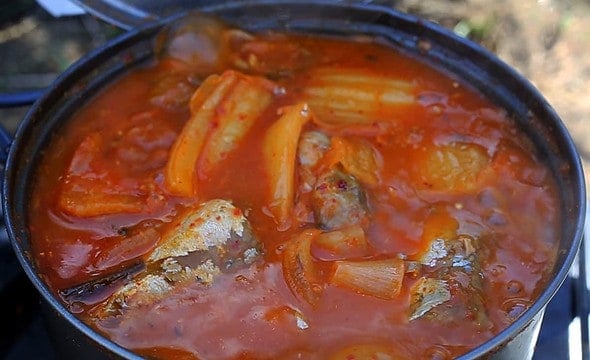 kimchi mackerel camping stew