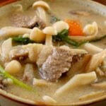 Mushroom soup ( 버섯들깨탕: Beoseot-deulkkae-tang)