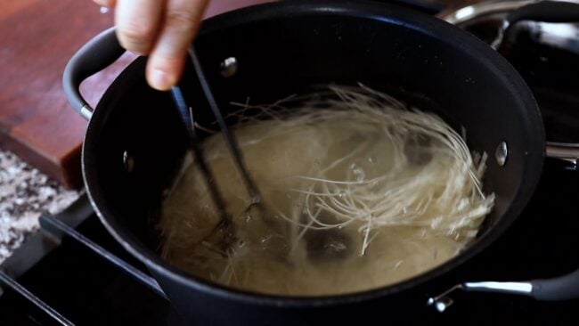 noodles cooking