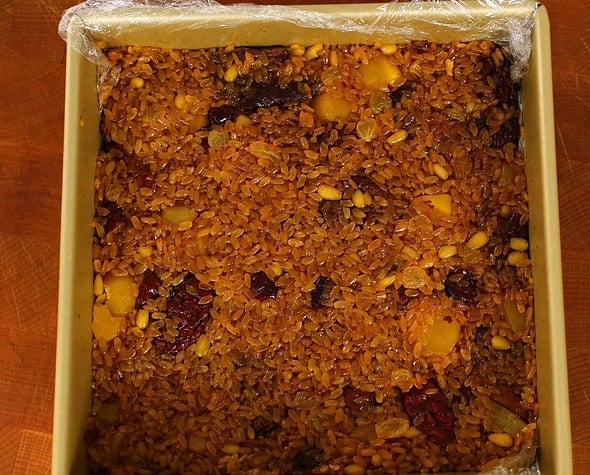 yaksik (Sweetened Rice with Dried Fruits and Nuts: 약식)